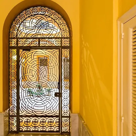 Plaza Nueva Duplex Apartment *