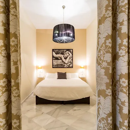 Apartment Plaza Nueva Duplex Seville